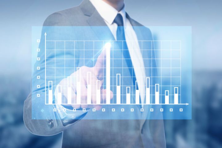 第一年车险5000第二年多少(人保车险第一年分两次报了5000多)